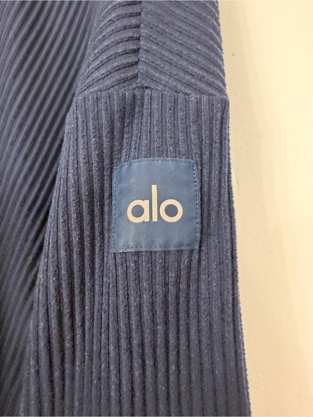 ALO Muse Ribbed Hoodie Navy Blue Size Small - Picture 5 of 6